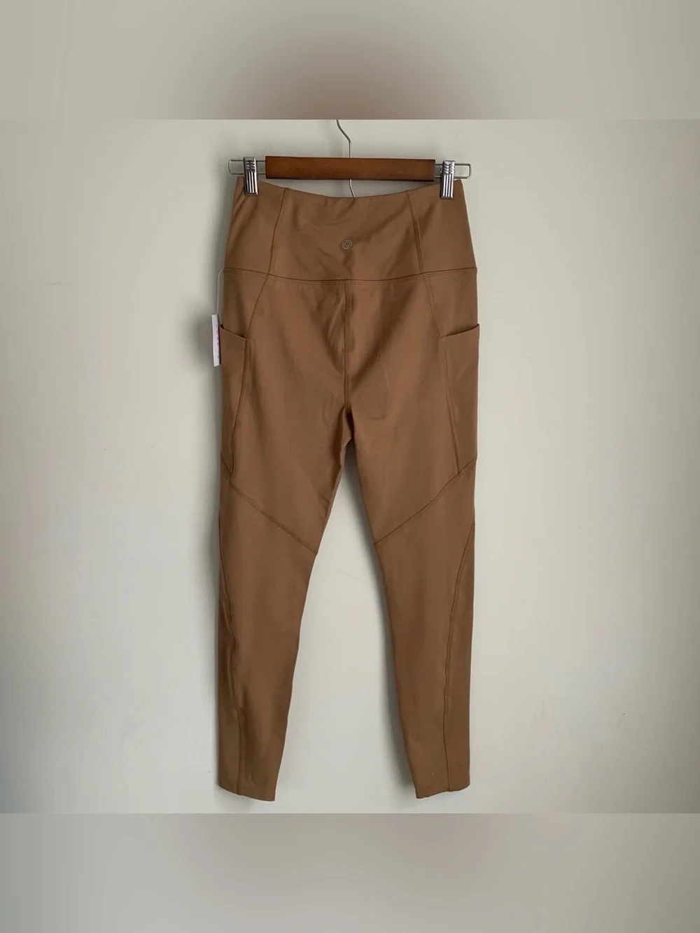 Core 10 Amazon Women's High-Waist Side-Pocket Ankle Leggings Tan brown Small